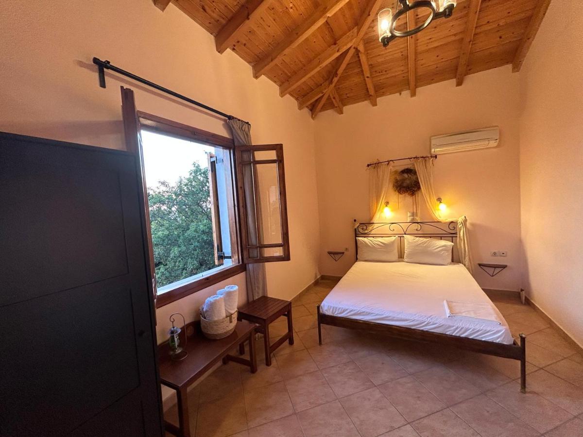 Porto Katsiki Guest Houses Athánion Eksteriør billede
