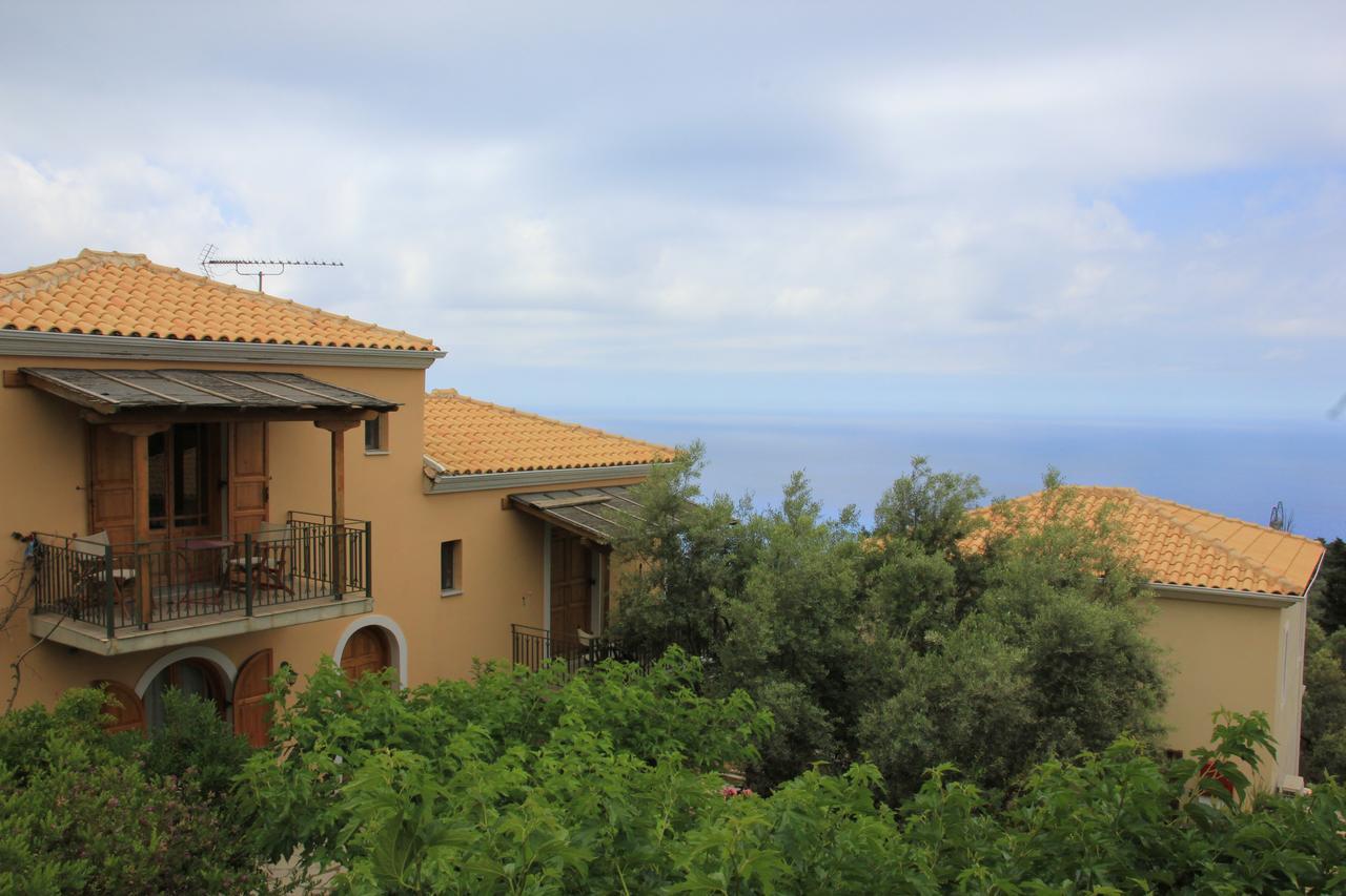Porto Katsiki Guest Houses Athánion Eksteriør billede